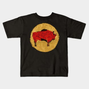 Bison cave painting Altamira prehistoric art Kids T-Shirt